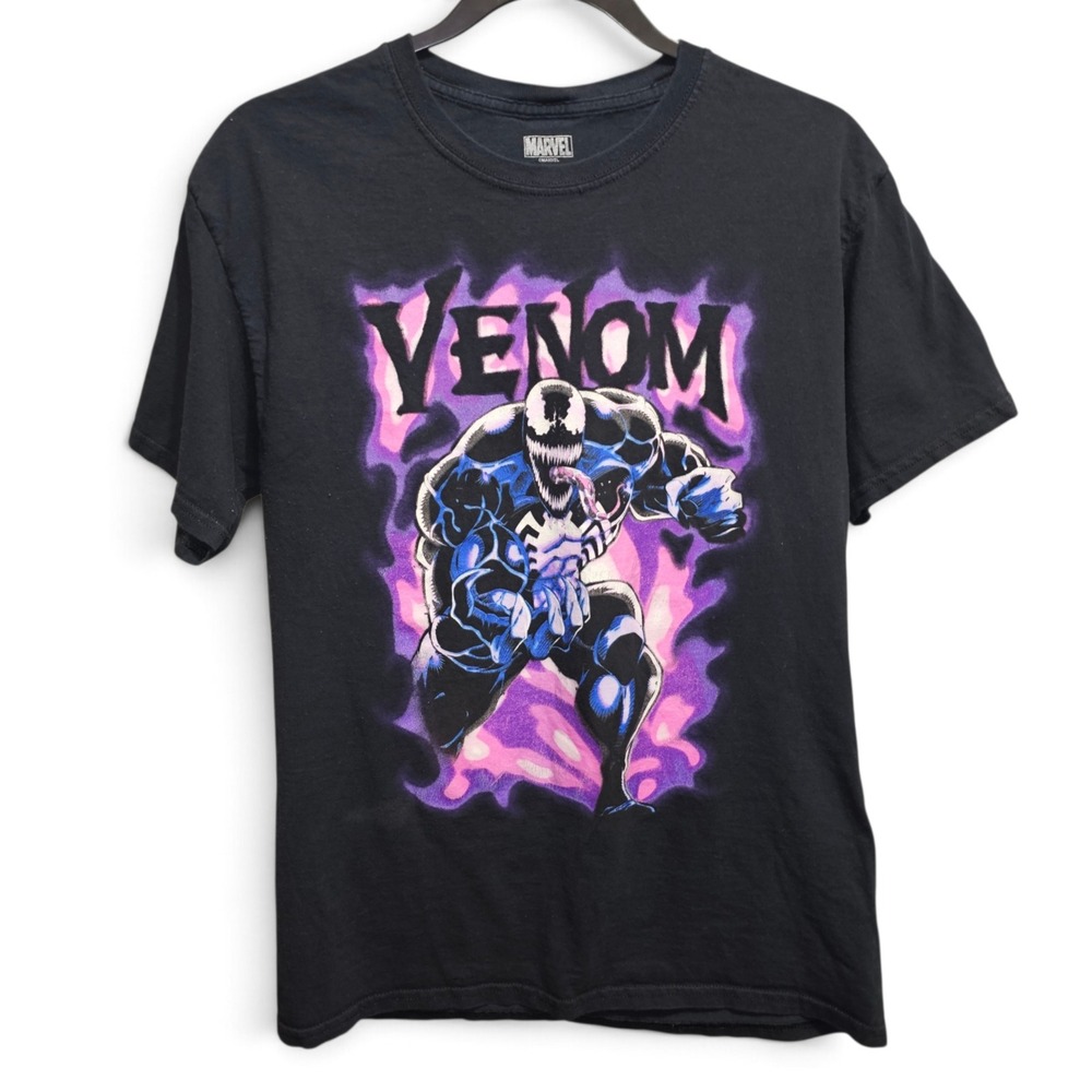 Marvel Venom Graphic Tee Women Size Medium Black Excellent Comic Short Sleeve
